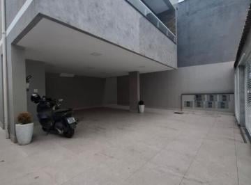 Casa · 52m² · 2 Quartos · 1 Vaga · Casa de condomínio sobreposta alta com 02 quartos e sacada no Balneário Japurá.
