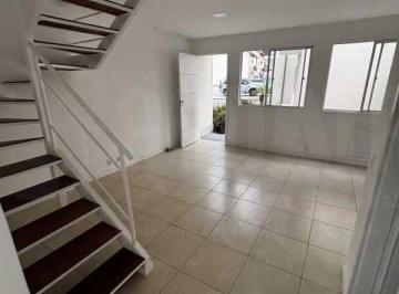 Casa · 90m² · 3 Quartos · 1 Vaga · Casa Duplex 3 quartos em Vargem Grande