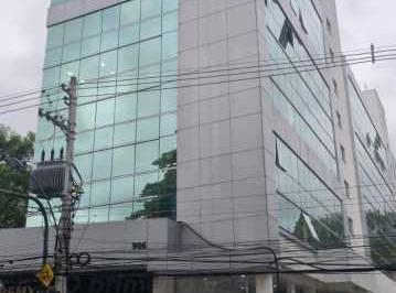 Comercial · 22m² · 1 Vaga · Sala - / Comercial / Pechincha