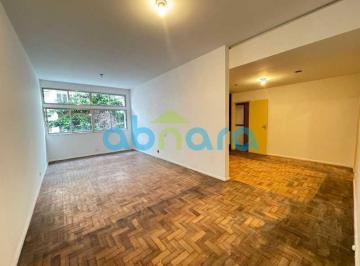 Apartamento · 140m² · 3 Quartos · 1 Vaga · Apartamento localizado na quadra da praia, 01 vaga, Sol manhã