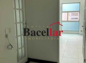 Comercial · 32m² · Sala : / Comercial / Centro