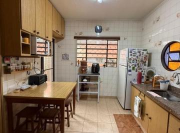 Casa · 192m² · 2 Quartos · 4 Vagas · Casa para venda em Jardim Nova Europa de 192.00m² com 2 Quartos, 1 Suite e 4 Garagens