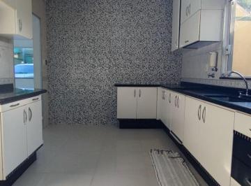 Casa · 331m² · 2 Quartos · 4 Vagas · Casa para venda e aluguel em Cidade Nova de 331.00m² com 2 Quartos, 1 Suite e 4 Garagens