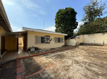 Terreno · 708m² · 3 Quartos · 3 Vagas · Chácara para alugar em Centro de 708.00m² com 3 Quartos e 3 Garagens