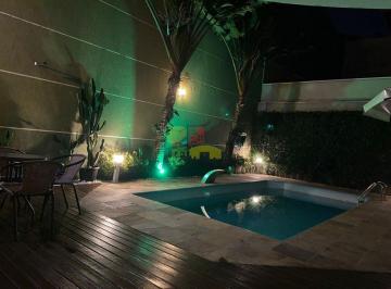 Casa · 202m² · 3 Quartos · 3 Vagas · Sobrado para venda em Independência de 202.00m² com 3 Quartos, 3 Suites e 3 Garagens