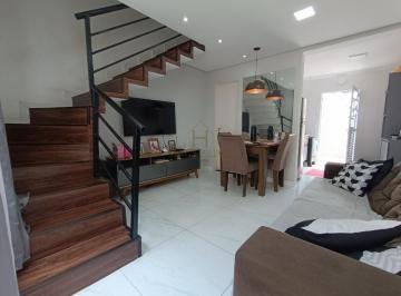 Casa · 57m² · 2 Quartos · 1 Vaga · Casa de Condomínio para alugar em Parque Monjolo de 57.00m² com 2 Quartos e 1 Garagem