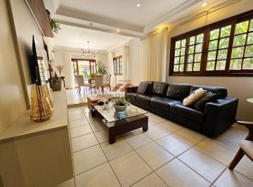 Casa · 270m² · 3 Quartos · 4 Vagas · Casa para venda em Vila Oliveira de 270.00m² com 3 Quartos, 1 Suite e 4 Garagens