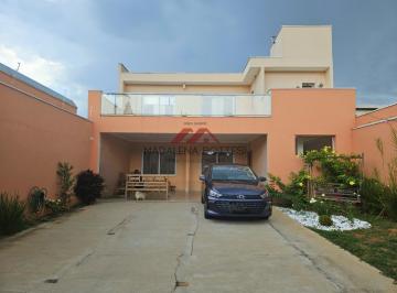 Casa · 266m² · 6 Quartos · 8 Vagas · Casa para venda em Vila Oliveira de 266.00m² com 6 Quartos, 3 Suites e 8 Garagens