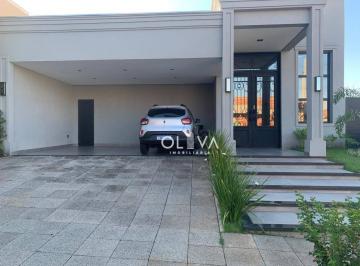 Casa · 251m² · 3 Quartos · 4 Vagas · Casa de Condomínio para venda em Recanto Do Lago de 251.00m² com 3 Quartos, 3 Suites e 4 Garagens