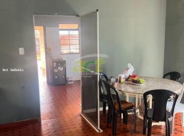 Casa · 119m² · 3 Quartos · 1 Vaga · Casa para venda em Centro de 119.00m² com 3 Quartos e 1 Garagem