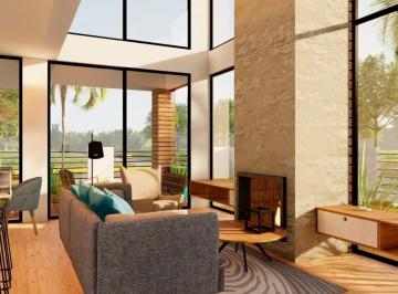 Casa · 202m² · 4 Quartos · 2 Vagas · Lindo sobrado com 4 suítes a 50 metros da praia central!
