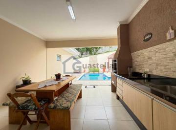 Casa · 230m² · 3 Quartos · 2 Vagas · Casa Térrea em Condomínio em Itatiba com 3 Dormitórios