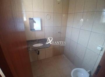 Banheiro da Suite · Casa com 3 dormitórios para alugar por R$ 2.000/mês - Vila Loanda - Atibaia/SP