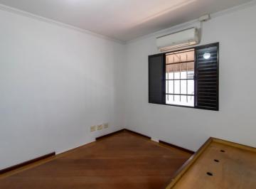 IMG_20260619_062802_000.jpeg · Atraente sobrado para venda em Vila Sorocabana com 3 quartos, sendo 1 suíte, 237m² - edson-barbosa-d