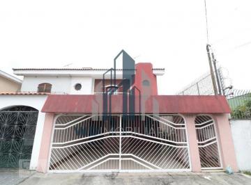 Casa · 240m² · 3 Quartos · 2 Vagas · Casa para alugar no bairro Vila Carrão - São Paulo/SP