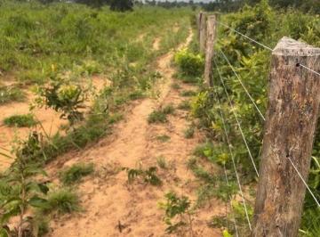 f9ed661ac2c588d6321cea30f2797dcfe30fad29 · Fazenda à venda, 6560000 m² por R$ 3.500.000 - 256 - Tesouro/MT