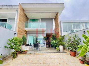 f820d69da9c01fde4f81d6bf86d9577b31f98623 · Casa com 4 dormitórios à venda, 155 m² por R$ 1.250.000,00 - Itaipu - Niterói/RJ