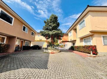 cad9b38235734374b09857566477336d8a1e5ecf · Casa com 2 dormitórios à venda, 70 m² por R$ 425.000,00 - Itaipu - Niterói/RJ