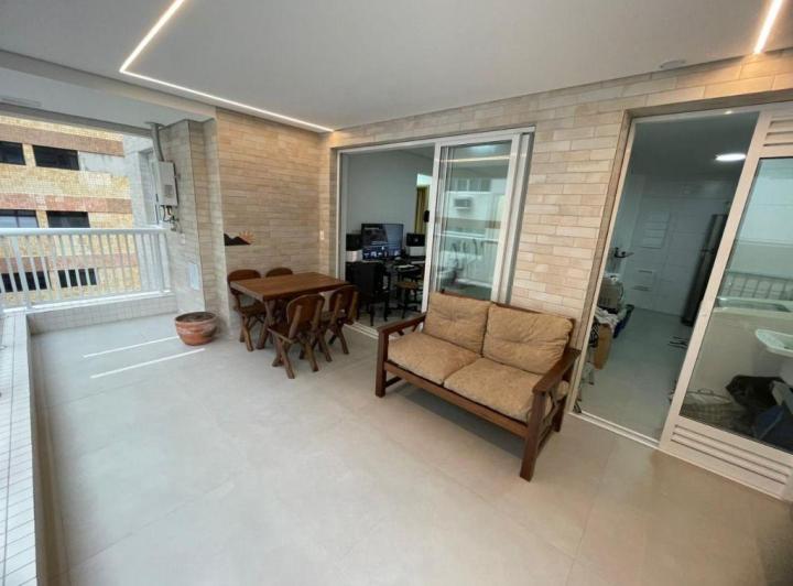Foto do imóvel - Apartamento À venda em prédio recém construído, na quadra da praia do bairro aparecida em.