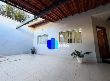 ac0625b45b31c3efd9cf4d1d214646cda2d32417 · Casa térrea Louveira-SP , 5 Quartos, Piscina, 3 Vagas de Garagem