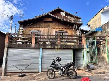 7a3260d75edaf1a5ccbf4e7e75c72730c79ff4db · Casa ampla na Zona Sul, com várias moradias independentes e excelente estrutura (todas as casas vão 