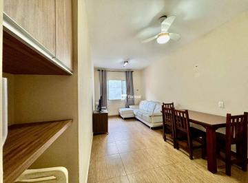 6f33dbd70647e436c1e92cf7bbea1147d2d4e6cb · Apartamento de um quarto na enseada.