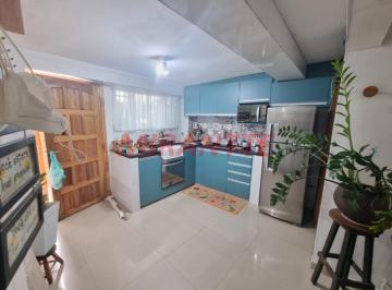 3e0c32be8d80803b950ea2e201e2a278.jpg · Sobrado de 157m² com 5 quartos