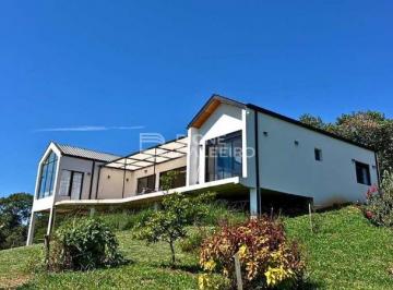 Casa de 3 quartos, Sapucaí-Mirim · Casa em Sapucaí-Mirim, Zona Rural