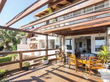 Casa · 468m² · 3 Quartos · 4 Vagas · Excelente casa 3 dormitórios no Jardim Isabel
