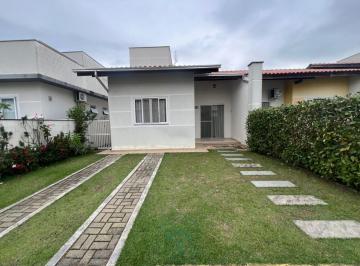 Foto 01 · Casa de 3 Quartos e 2 Vagas em Balneário Piçarras-SC