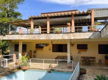 Casa de 4 quartos, Cotia · Casa a venda com 540m², 4 quartos sendo duas suítes e 11 vagas de garagem no condominio Pinus Park