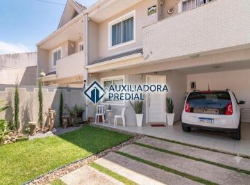 Casa · 138m² · 3 Quartos · 2 Vagas · Sobrado de Alto Padrão com Ático, 3 Dormitórios (1 Suíte) e Teto Retrátil no Capão da Imbuia