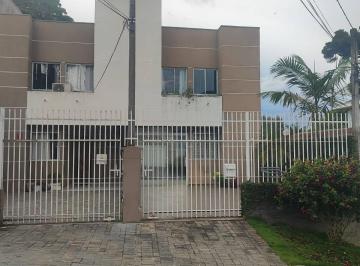 Casa · 146m² · 3 Quartos · 2 Vagas · Excelente sobrado no Bairro Guabirotuba, esquina com Av Senador S Filho