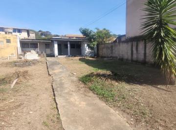 Casa de 2 quartos, Vespasiano · Casa com amplo quintal - Vista Alegre - Vespasiano AMC588