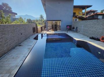 Casa · 160m² · 5 Quartos · 2 Vagas · Casa para locação anual - 04 suítes com Piscina aquecida na Morada da Praia