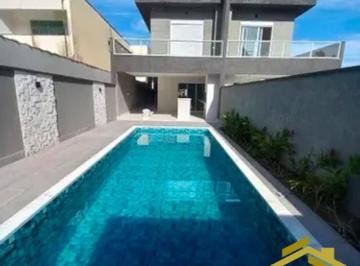 Casa · 210m² · 3 Quartos · 4 Vagas · Linda casa geminada nova com 03 suítes no condomínio Morada da Praia
