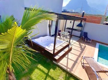 Casa · 145m² · 3 Quartos · 3 Vagas · OPORTUNIDADE - Casa de esquina, nova e linda no condomínio Morada da Praia