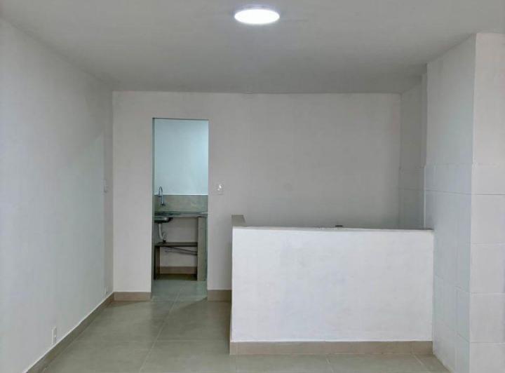 Foto do imóvel - Locação de loja Comercial! A Loja compoe mezanino, 2 banheiros, sendo 1 com acessibilidade na.