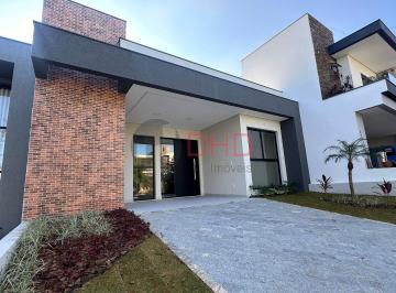 Casa · 166m² · 3 Quartos · 3 Vagas · Condomínio Terras de São Francisco - Casa nova com piscina