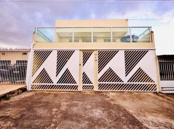 Casa de 4 quartos, Brasília · SOBRADO AMPLO NA CEILÂNDIA SUL – EXCELENTE LOCALIZAÇÃO A 400M DO METRÔ