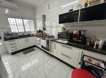 Casa · 18080m² · 3 Quartos · 3 Vagas · Casa ´Para Locação Mirante 3 Dormitórios Sendo 1 Suíte, 2 Vagas Coberta e Mobiliada Engordadouro Jun