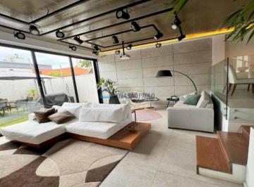 Casa · 192m² · 3 Quartos · 2 Vagas · Casa de Alto Padrão no Campo Belo: 192m², 3 Quartos e Automação Completa