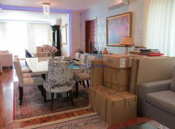 Casa · 320m² · 3 Quartos · 4 Vagas · Casa de Vila a venda no Planalto Paulista com 255 m², moderna com 3 quartos, suíte e 4 vagas!