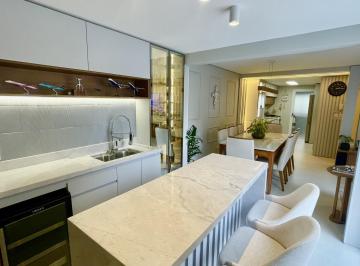 Casa en Venda de 4 quartos Ecoville · Casa em condomínio com 4 dormitórios e lazer completo no Ecoville