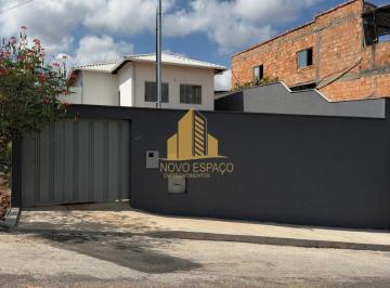 Casa · 90m² · 3 Quartos · 4 Vagas · Casa à venda - em Vida Nova