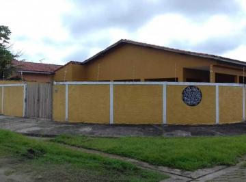 Casa de 3 quartos, Itanhaém · Casa para Venda em Itanhaém, Jardim São Fernando, 3 dormitórios, 3 suítes, 1 banheiro, 5 vagas