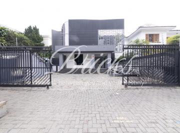 Casa · 343m² · 4 Quartos · 5 Vagas · Sobrado  Jardim Paulista 500m² 4 dormitorios, sendo 3 suites