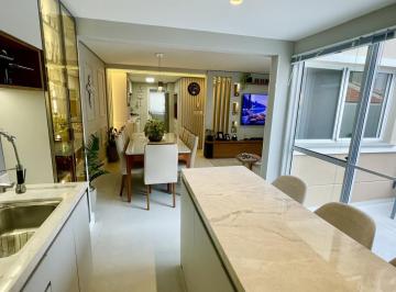 Esta é aquela casa que é só entrar e morar.
A área social conta com living par · Casa em condomínio com 4 dormitórios e lazer completo no Ecoville