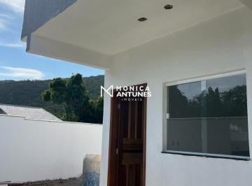 Casa · 55m² · 2 Quartos · 1 Vaga · Casa com 2 Quartos e Suíte à Venda em Itaipuaçu | Conforto e Praticidade