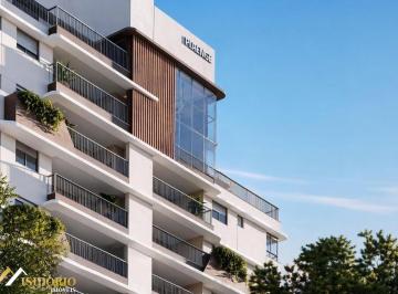Apartamento · 155m² · 3 Quartos · 2 Vagas · APARTAMENTO GARDEN NO ALTO DA XV! 03 SUÍTES, VARANDA GOURMET, ELEVADOR, PISCINA!